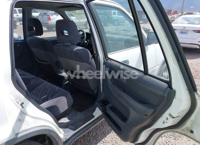 Photo 8 of 1999 Honda Cr-v LX (VIN JHLRD2842XC017800)