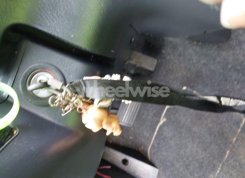 Photo 11 of 2001 Honda Cr-v LX (VIN JHLRD28451S001300)