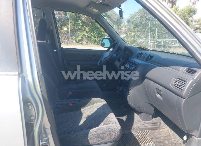 Photo 5 of 2001 Honda Cr-v LX (VIN JHLRD28471S014503)