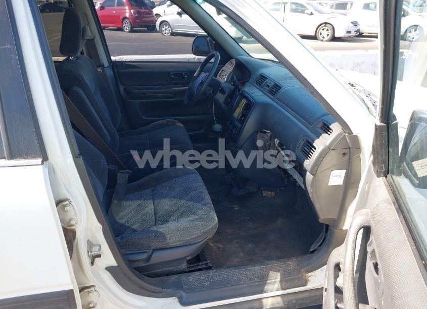 Photo 5 of 2000 Honda Cr-v LX (VIN JHLRD2847YS002264)