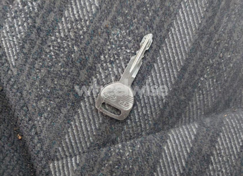 Photo 11 of 2001 Honda Cr-v LX (VIN JHLRD28481S000092)