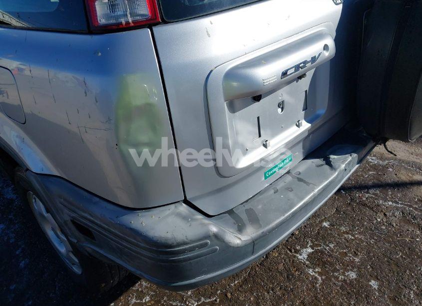 Photo 6 of 2001 Honda Cr-v LX (VIN JHLRD284X1C002338)