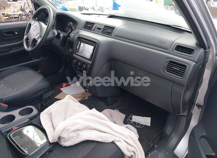 Photo 5 of 2001 Honda Cr-v LX (VIN JHLRD284X1S017363)