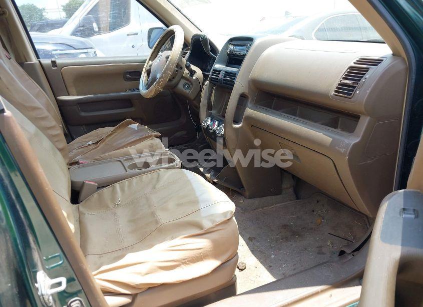 Photo 5 of 2002 Honda Cr-v LX (VIN JHLRD68402C010389)