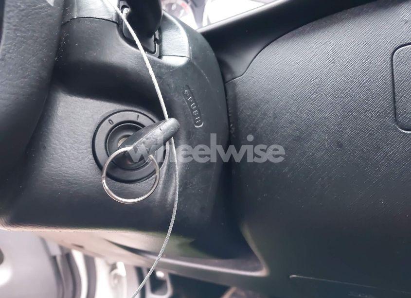 Photo 11 of 2004 Honda Cr-v LX (VIN JHLRD68404C014042)