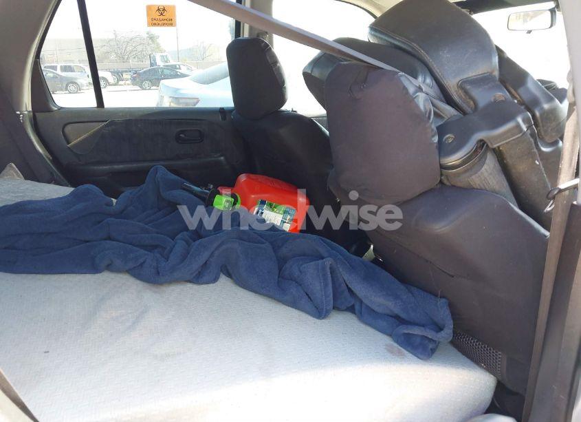 Photo 8 of 2002 Honda Cr-v LX (VIN JHLRD68422C018493)