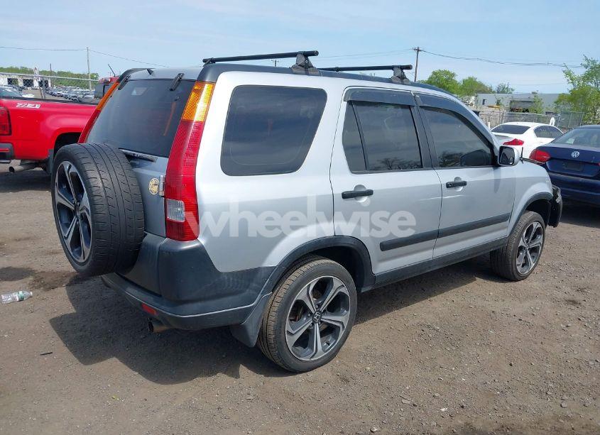 Photo 4 of 2002 Honda Cr-v LX (VIN JHLRD68462C001566)