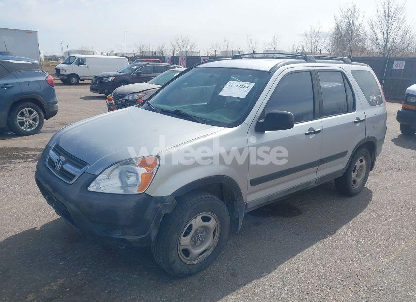 Photo 2 of 2002 Honda Cr-v LX (VIN JHLRD684X2C026325)