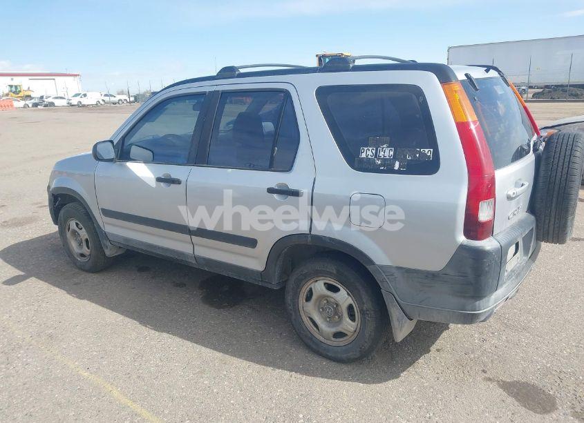 Photo 3 of 2002 Honda Cr-v LX (VIN JHLRD684X2C026325)
