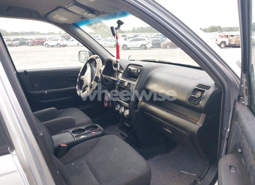 Photo 5 of 2005 Honda Cr-v LX (VIN JHLRD68515C007871)