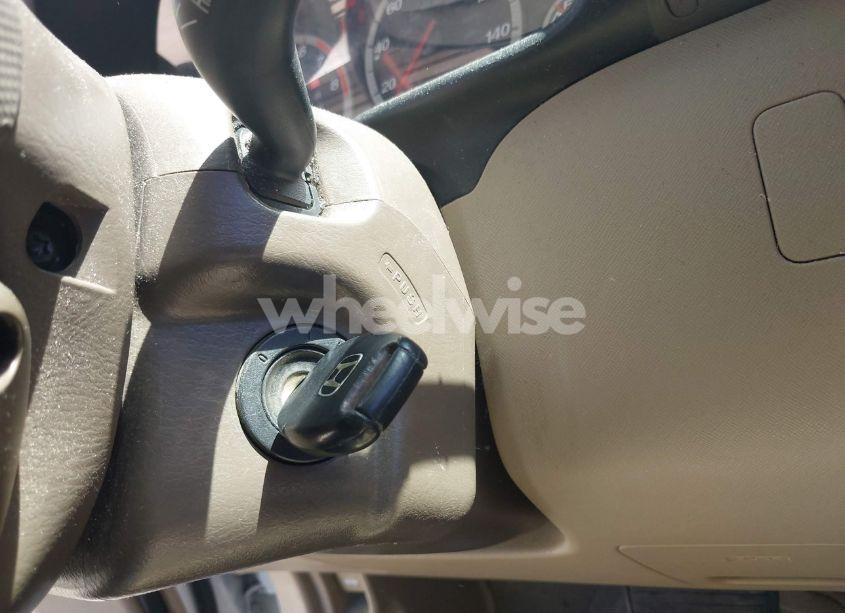 Photo 11 of 2006 Honda Cr-v LX (VIN JHLRD68536C001975)