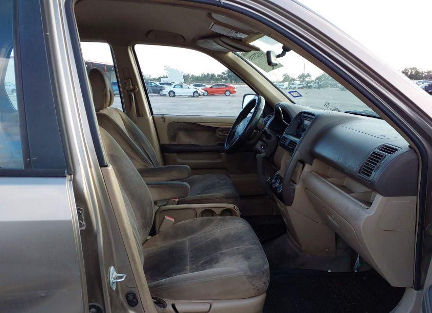 Photo 5 of 2005 Honda Cr-v LX (VIN JHLRD68545C000848)