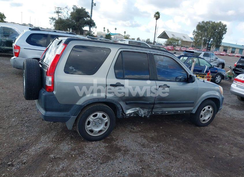 Photo 14 of 2005 Honda Cr-v LX (VIN JHLRD68545C003779)