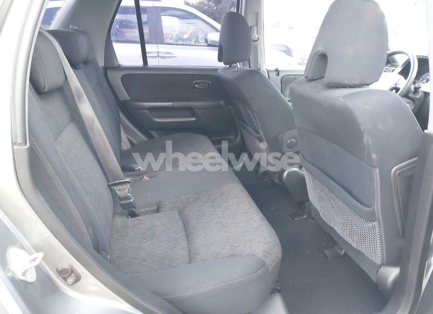 Photo 8 of 2005 Honda Cr-v LX (VIN JHLRD68545C003779)