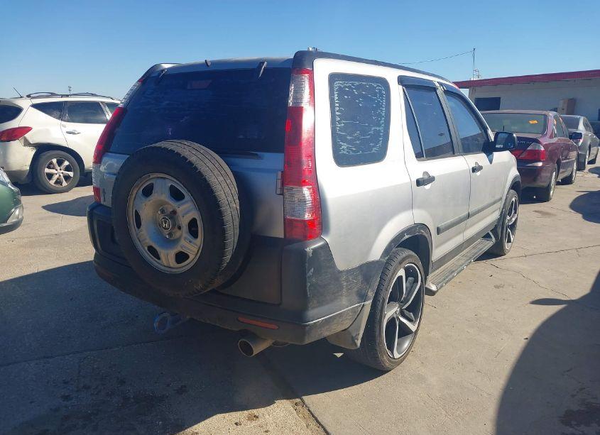 Photo 4 of 2005 Honda Cr-v LX (VIN JHLRD68545C004107)