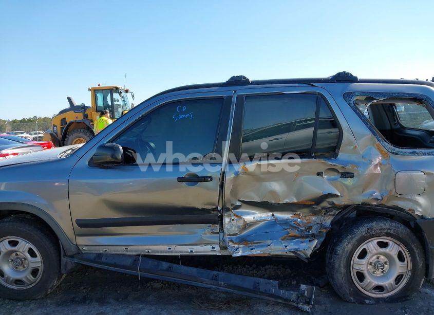 Photo 14 of 2005 Honda Cr-v LX (VIN JHLRD68555C008568)