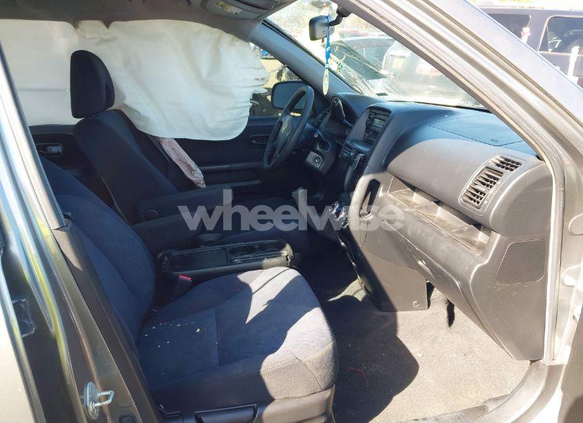 Photo 5 of 2005 Honda Cr-v LX (VIN JHLRD68555C008568)