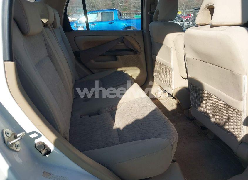 Photo 8 of 2005 Honda Cr-v LX (VIN JHLRD68555C014015)