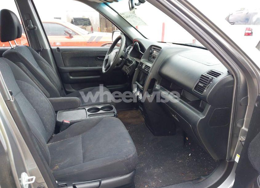 Photo 5 of 2006 Honda Cr-v LX (VIN JHLRD68556C013853)