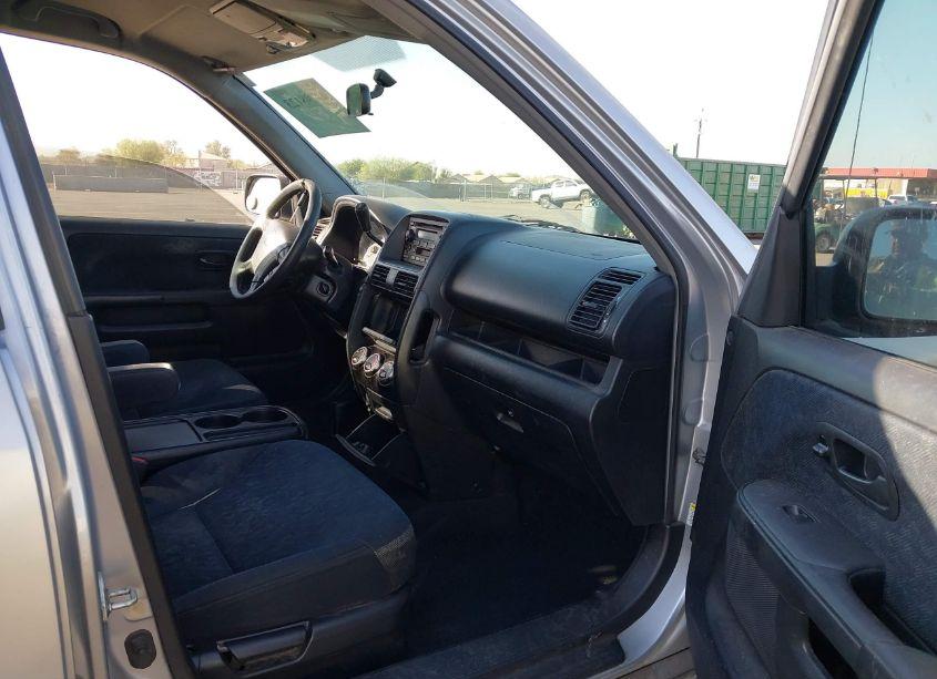 Photo 5 of 2005 Honda Cr-v LX (VIN JHLRD68565C003539)