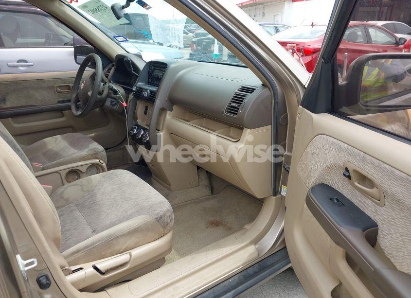 Photo 5 of 2005 Honda Cr-v LX (VIN JHLRD68575C003369)