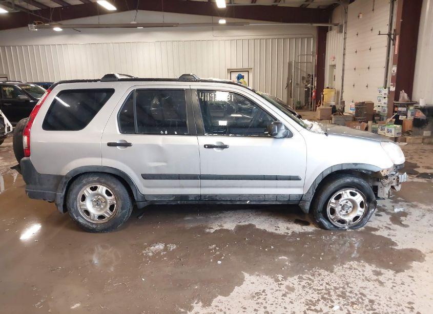 Photo 14 of 2005 Honda Cr-v LX (VIN JHLRD68575C011441)