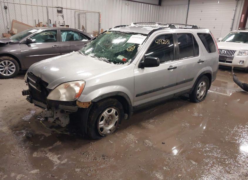 Photo 2 of 2005 Honda Cr-v LX (VIN JHLRD68575C011441)