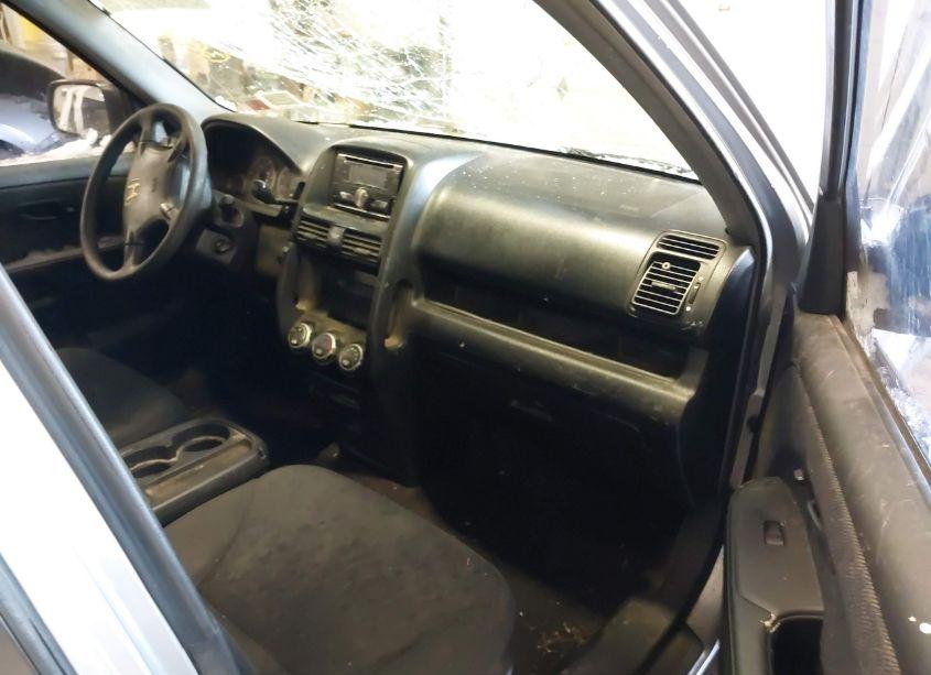 Photo 5 of 2005 Honda Cr-v LX (VIN JHLRD68575C011441)