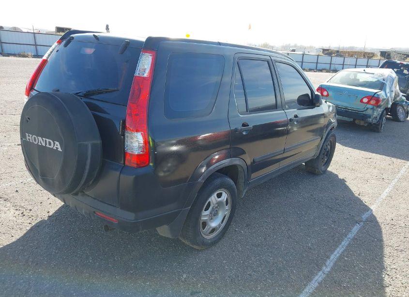 Photo 4 of 2005 Honda Cr-v LX (VIN JHLRD68575C012413)