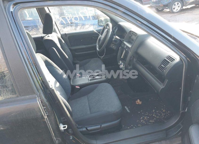 Photo 5 of 2005 Honda Cr-v LX (VIN JHLRD68595C004202)