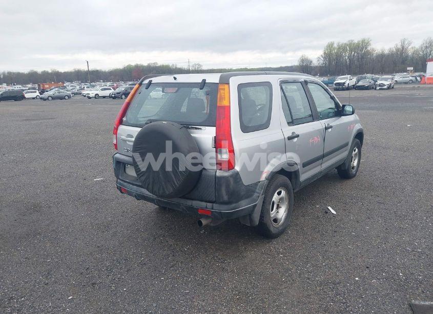 Photo 4 of 2003 Honda Cr-v LX (VIN JHLRD685X3C005548)