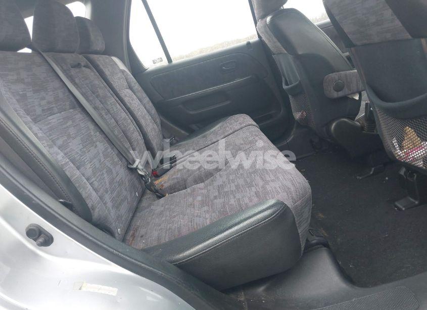 Photo 8 of 2003 Honda Cr-v LX (VIN JHLRD685X3C005548)