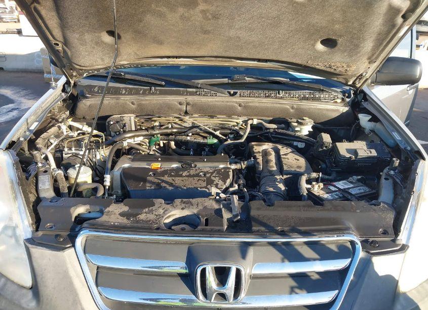 Photo 10 of 2005 Honda Cr-v LX (VIN JHLRD685X5C010798)