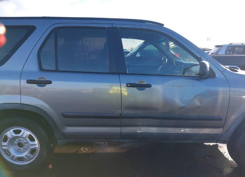 Photo 13 of 2005 Honda Cr-v LX (VIN JHLRD685X5C010798)