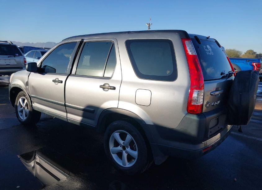Photo 3 of 2005 Honda Cr-v LX (VIN JHLRD685X5C010798)