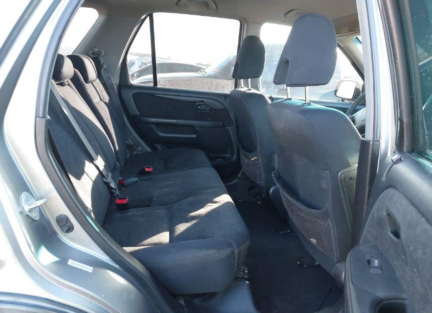 Photo 8 of 2005 Honda Cr-v LX (VIN JHLRD685X5C010798)