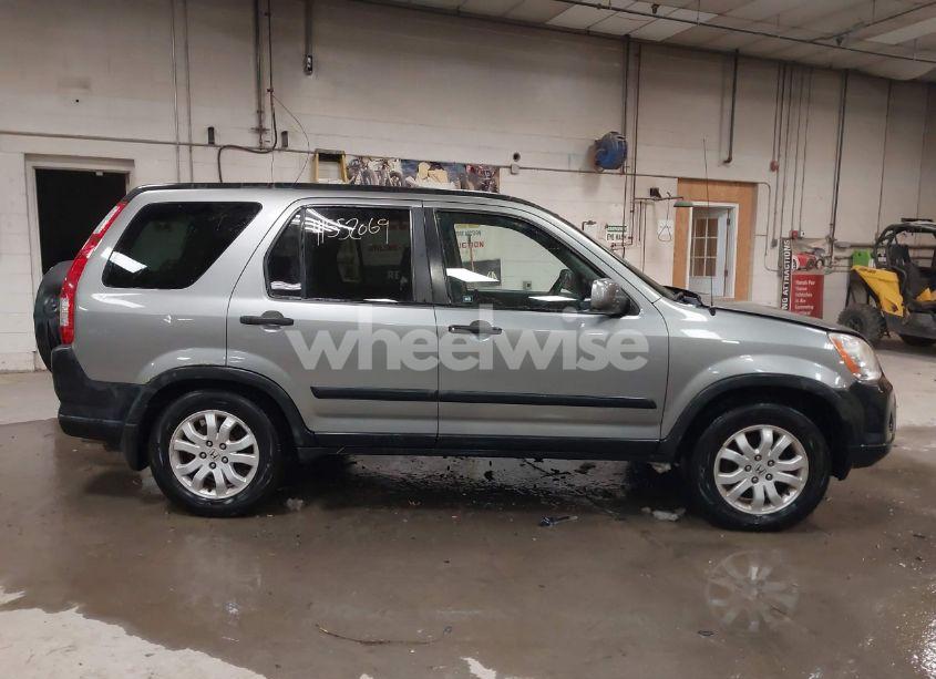 Photo 13 of 2005 Honda Cr-v EX (VIN JHLRD77815C014384)