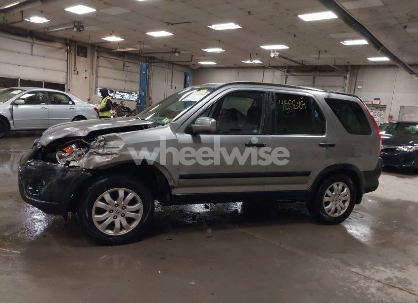 Photo 14 of 2005 Honda Cr-v EX (VIN JHLRD77815C014384)