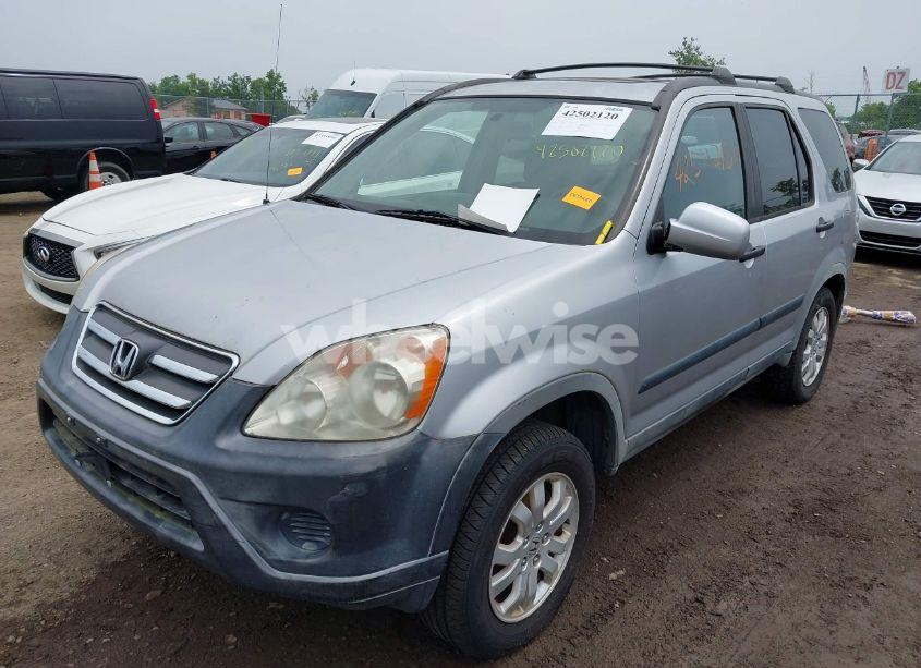 Photo 2 of 2005 Honda Cr-v EX (VIN JHLRD77815C032108)