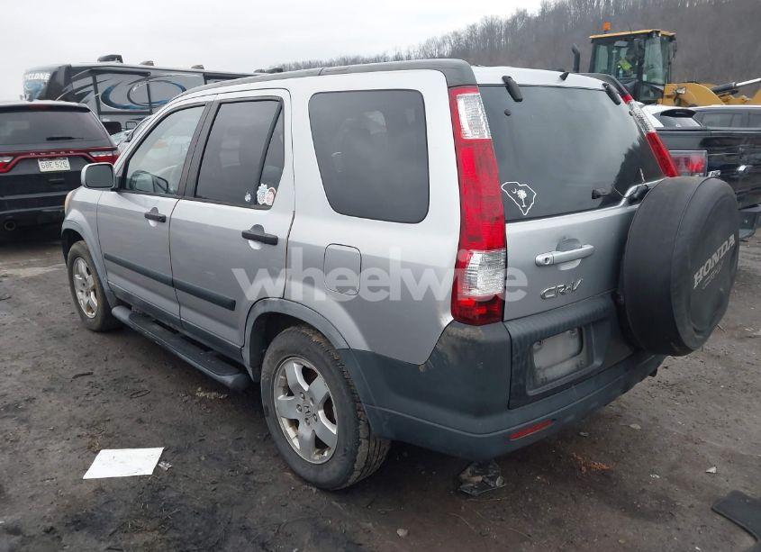 Photo 3 of 2005 Honda Cr-v EX (VIN JHLRD77835C027735)