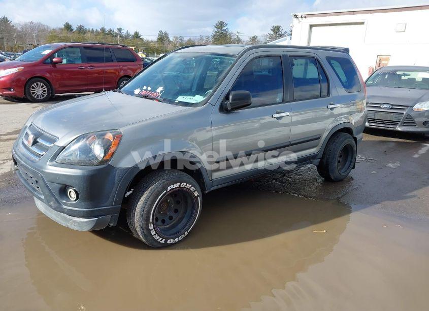 Photo 2 of 2005 Honda Cr-v EX (VIN JHLRD778X5C016554)