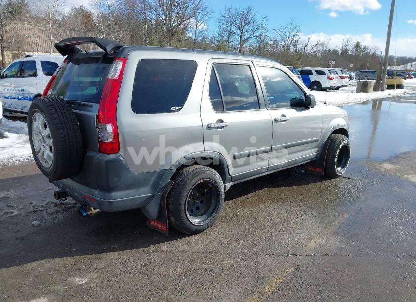 Photo 4 of 2005 Honda Cr-v EX (VIN JHLRD778X5C016554)