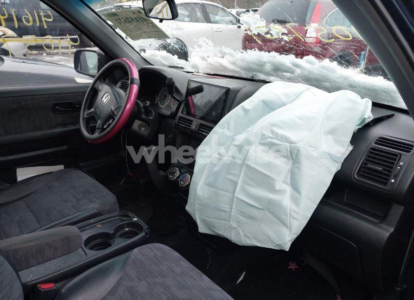 Photo 5 of 2002 Honda Cr-v LX (VIN JHLRD78402C081257)