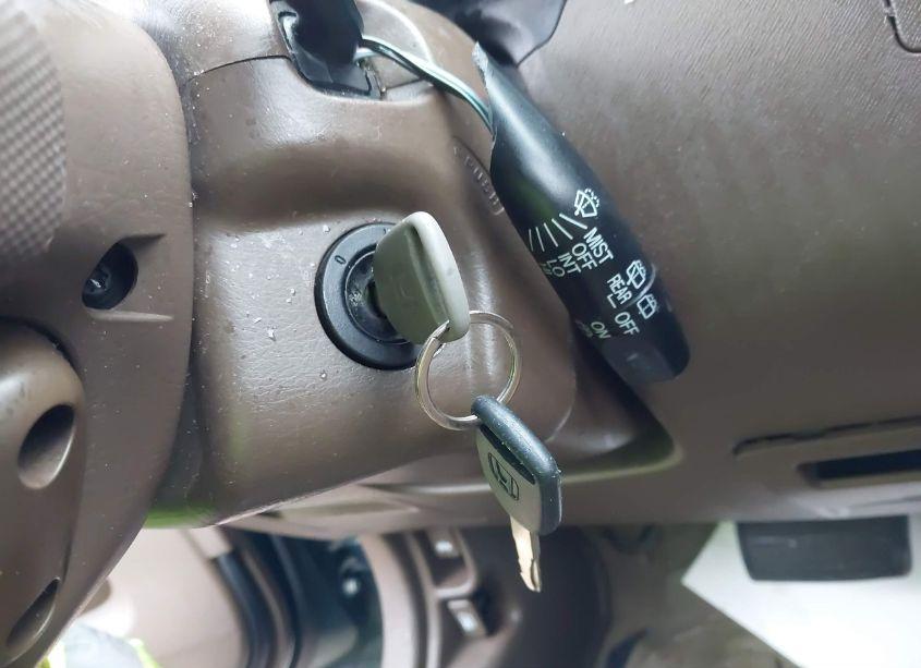 Photo 11 of 2002 Honda Cr-v LX (VIN JHLRD78412C021472)