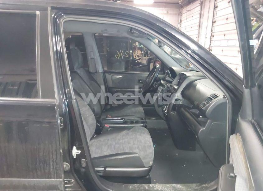 Photo 5 of 2003 Honda Cr-v LX (VIN JHLRD78443C037747)