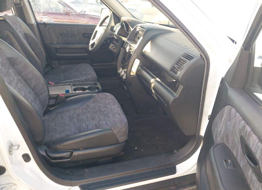 Photo 5 of 2003 Honda Cr-v LX (VIN JHLRD78463C016446)