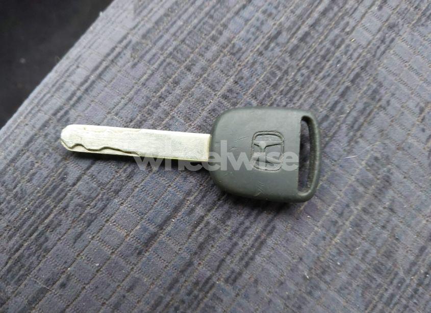 Photo 11 of 2002 Honda Cr-v LX (VIN JHLRD78472C003980)