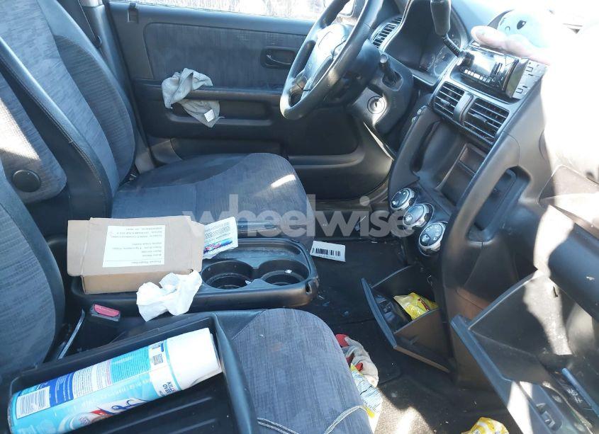 Photo 5 of 2002 Honda Cr-v LX (VIN JHLRD78482C040780)