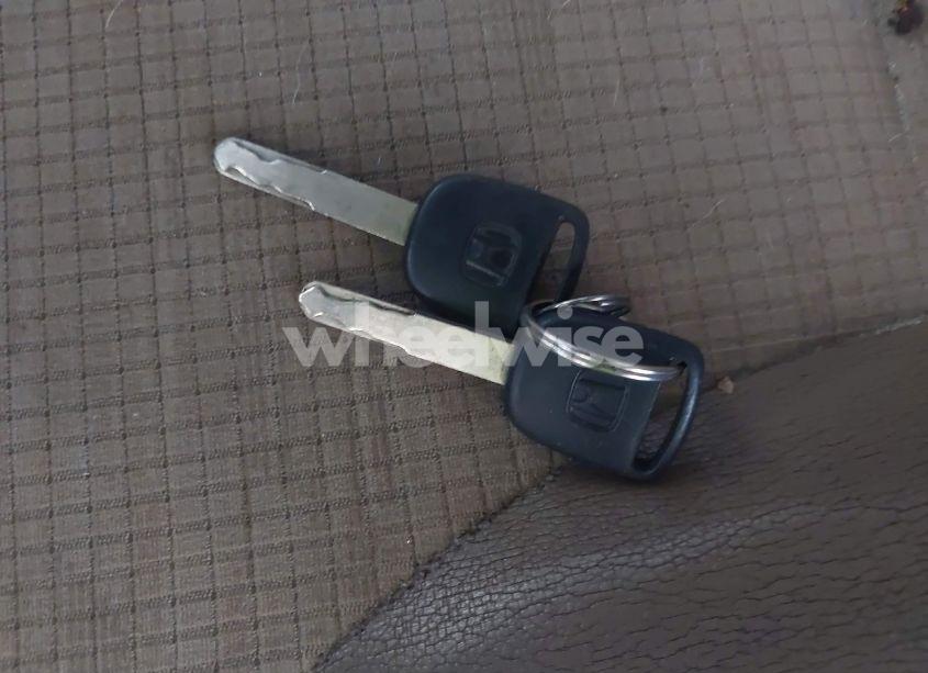 Photo 11 of 2002 Honda Cr-v LX (VIN JHLRD78492C030758)