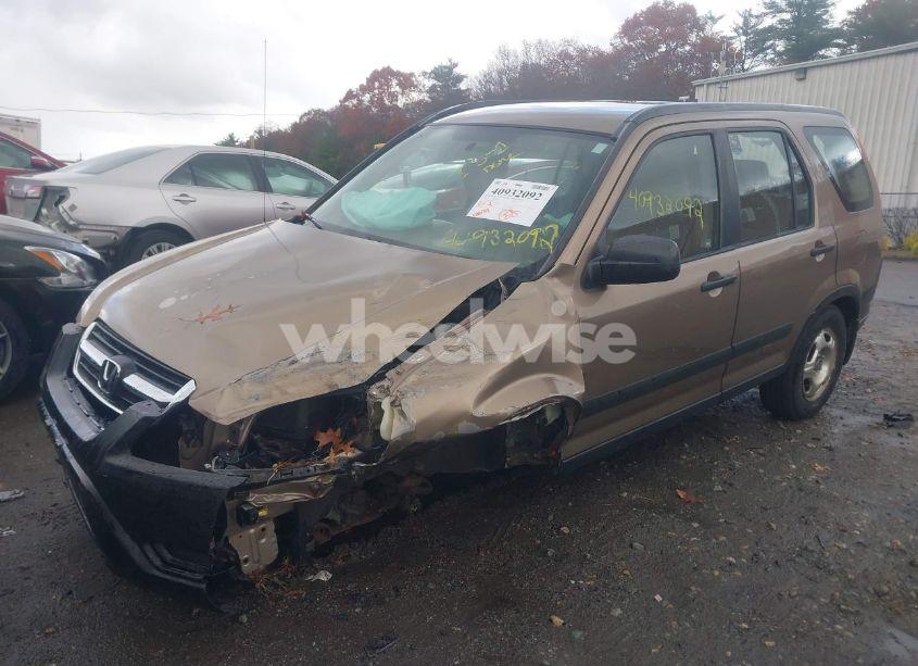 Photo 2 of 2002 Honda Cr-v LX (VIN JHLRD784X2C042529)